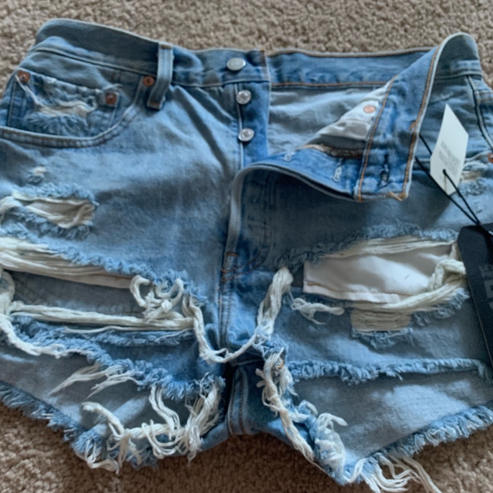 NWT Levi’s Premium 501 Shorts High Rise